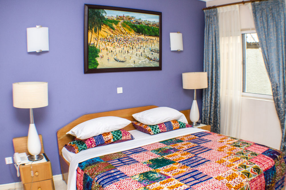 Alma House Hotel Accra Extérieur photo