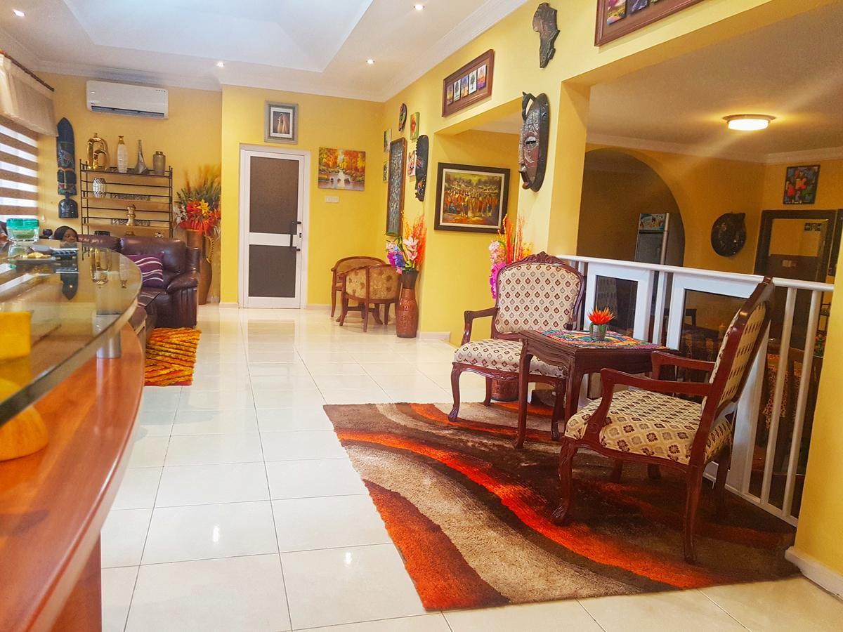 Alma House Hotel Accra Extérieur photo