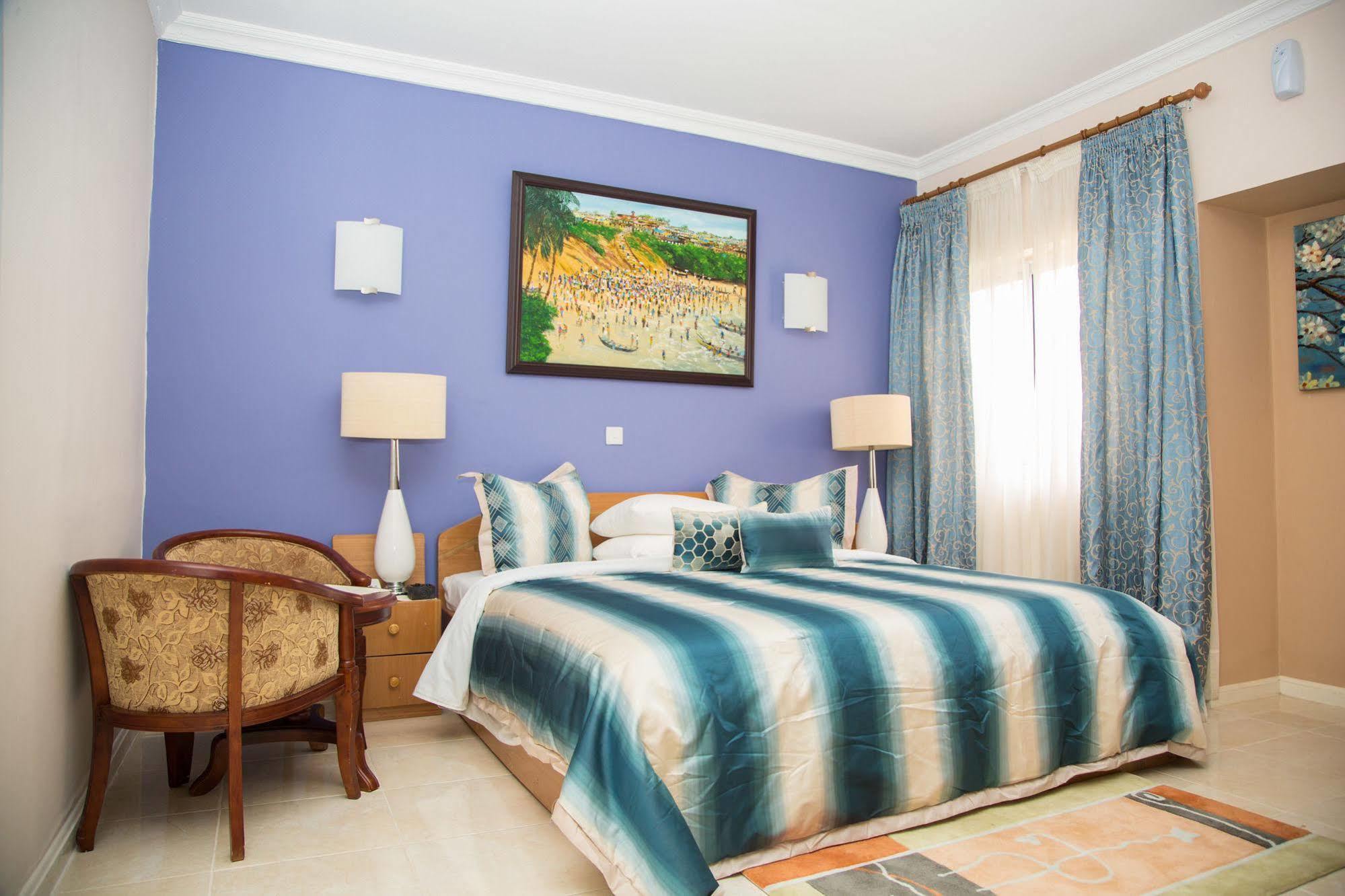 Alma House Hotel Accra Extérieur photo