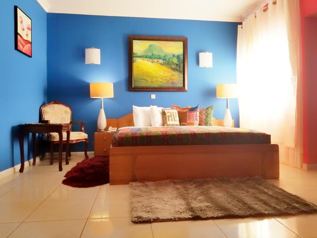 Alma House Hotel Accra Extérieur photo